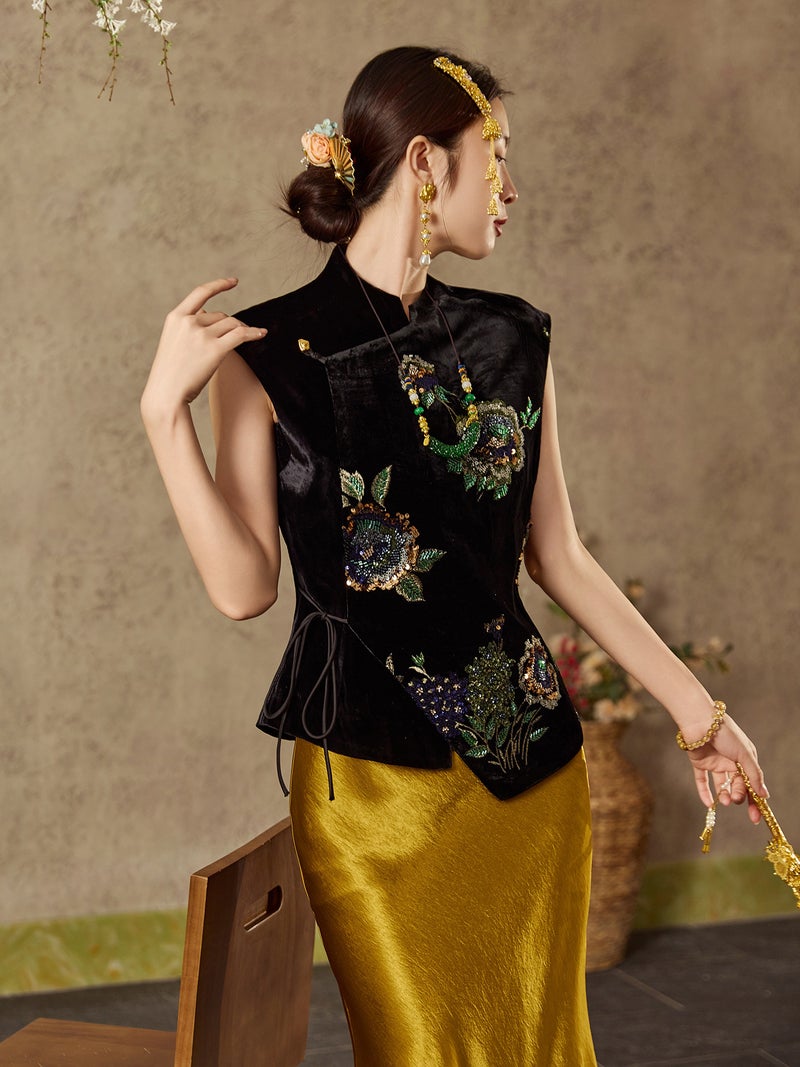 Yailla High-End Black Velvet Vest in Traditional Chinese Style Featuring Sequin Embroidery Perfect for Autumn and Exuding Elegance Niche Design Tang Coat Suit - Image 4